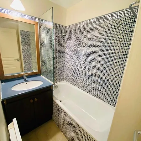 Lx103 T2 Balcon, Piscine Et Acces A Appartement