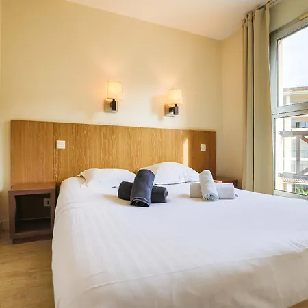 Апартаменты Lx103 T2 Balcon, Piscine Et Acces A Канны